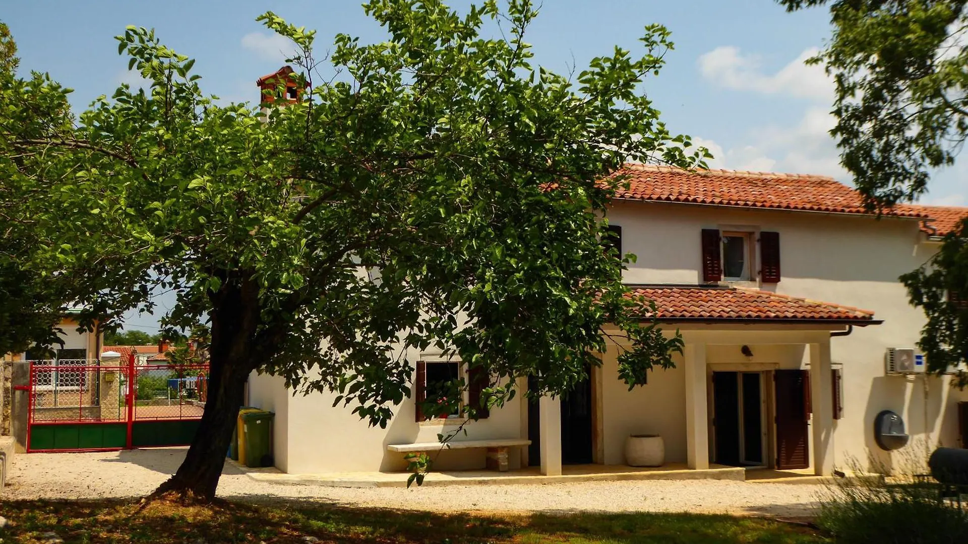 度假居 Haus In Kastelir Mit Terrasse Und Schoener Aussicht 克罗地亚